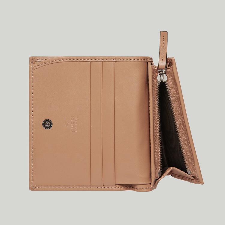 466492.AABZK.2754.013.080.0000.Light GG Marmont matelass card case wallet
